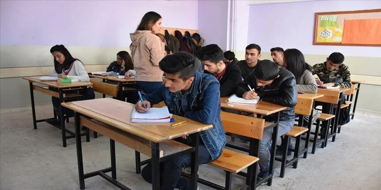 LEYLA ŞAHİN USTA’DAN KONYA CİHANNÜMA’YA ZİYARET