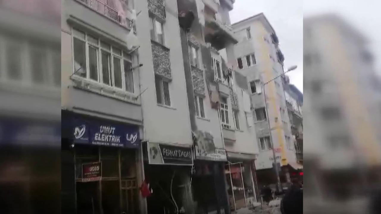 Çorum'da 5 katlı binada patlama