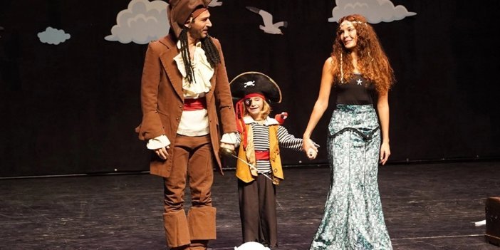 Gizli Bahçe 4. Bölüm Tek Parça Full İzle! GİZLİ BAHÇE 4. BÖLÜM FULL İZLE LİNKİ