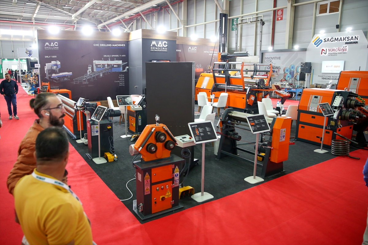 aa-20240509-34509426-34509424-konya-makine-teknolojileri-fuarinin-200-milyon-dolari-askin-ticaret-hacmi-olusturmasi-bekleniyor-001.jpg