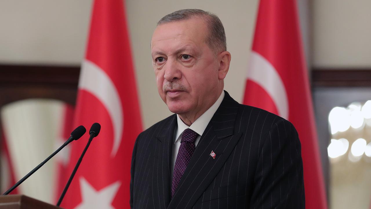 erdogan-taziye-aa-1513165-1.jpg