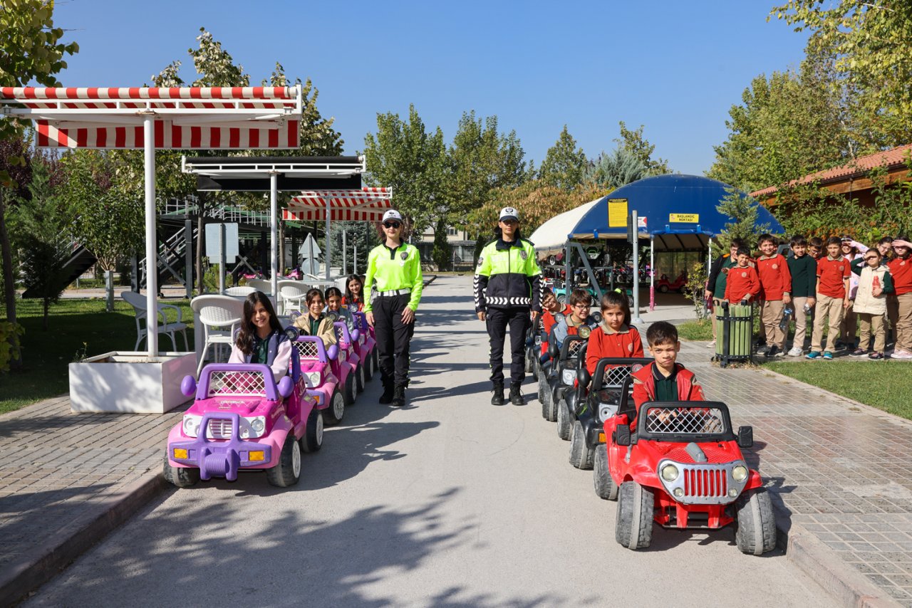 trafik-egitim-parki-egitim-8.jpg