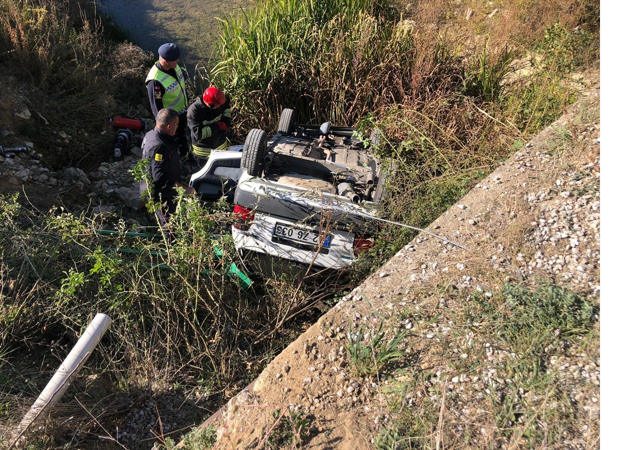 aa-20241021-35973466-35973461-konyada-kopruden-dusen-otomobildeki-3-kisi-yaralandi.jpg