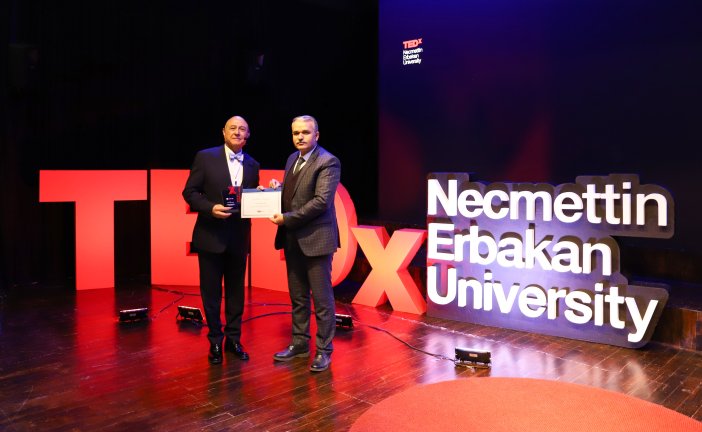 yeniden-dusunmek-temasiyla-tedx-necmettin-erbakan-universitesinde-hayat-buldu-2.jpg