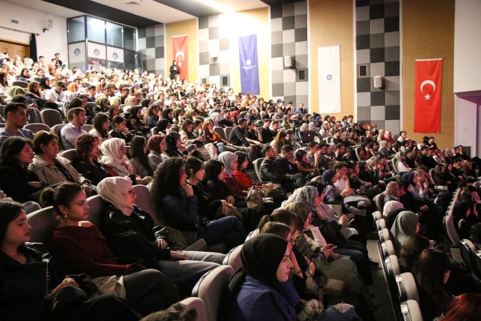 yeniden-dusunmek-temasiyla-tedx-necmettin-erbakan-universitesinde-hayat-buldu-5.jpg