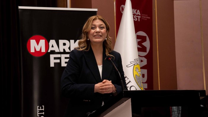 selcuk-universitesi-iletisim-fakultesinde-markafest-heyecani-6.jpg