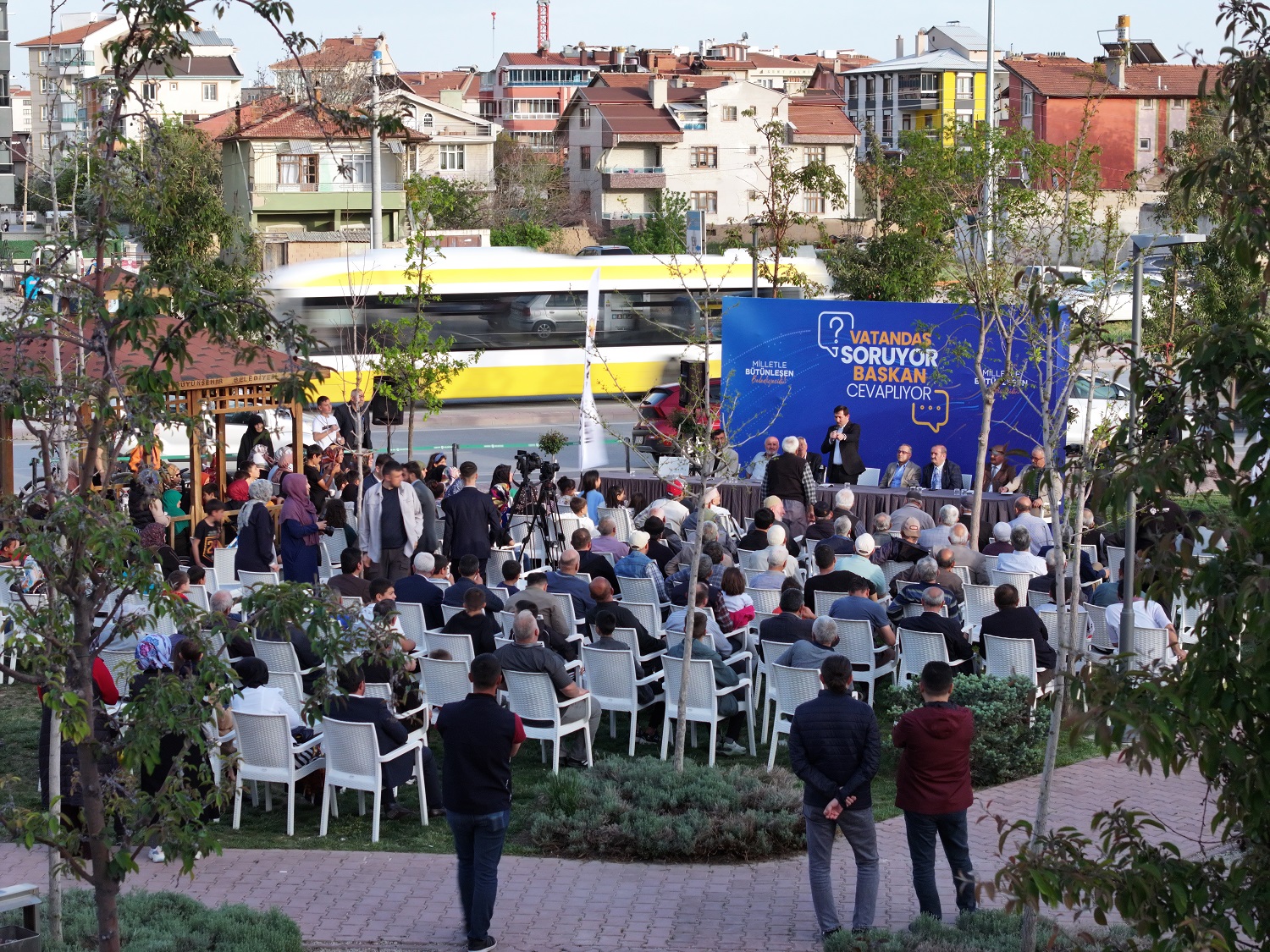 baskan-vatandas-bulusmasi-10.jpg