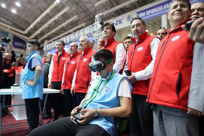 aa-20250513-37938121-37938117-konyada-teknosel-2025-teknoloji-ve-robot-yarismasi-basladi.png