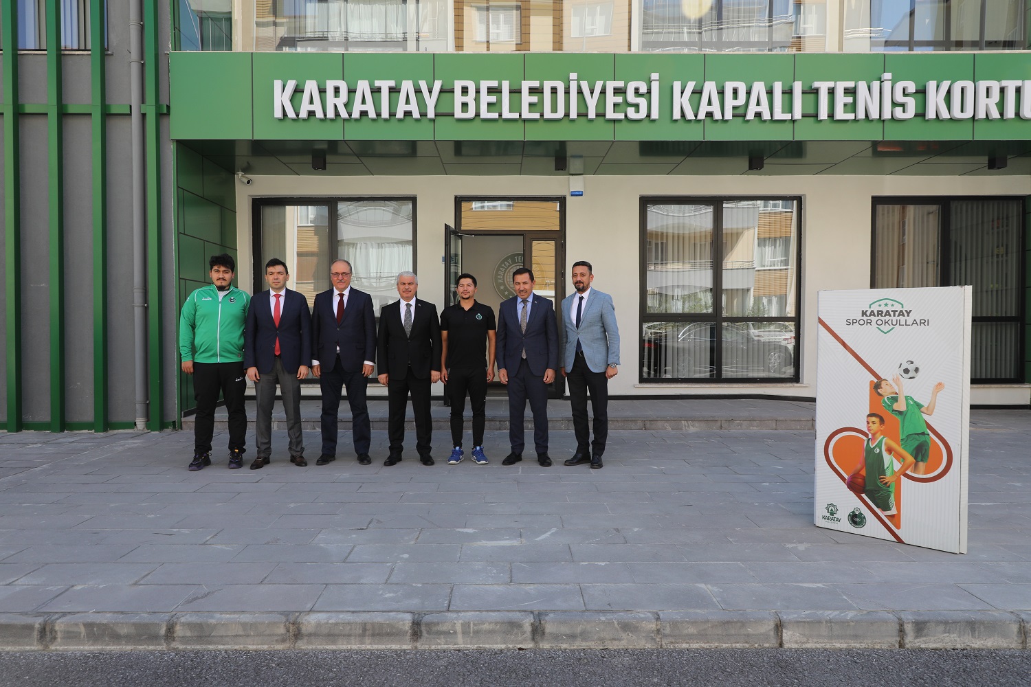 tenis-kortu-ziyaret-1.jpg