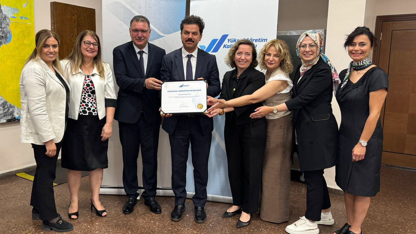 selcuk-universitesi-kurumsal-basarisini-taclandirdi-jpg3.jpg