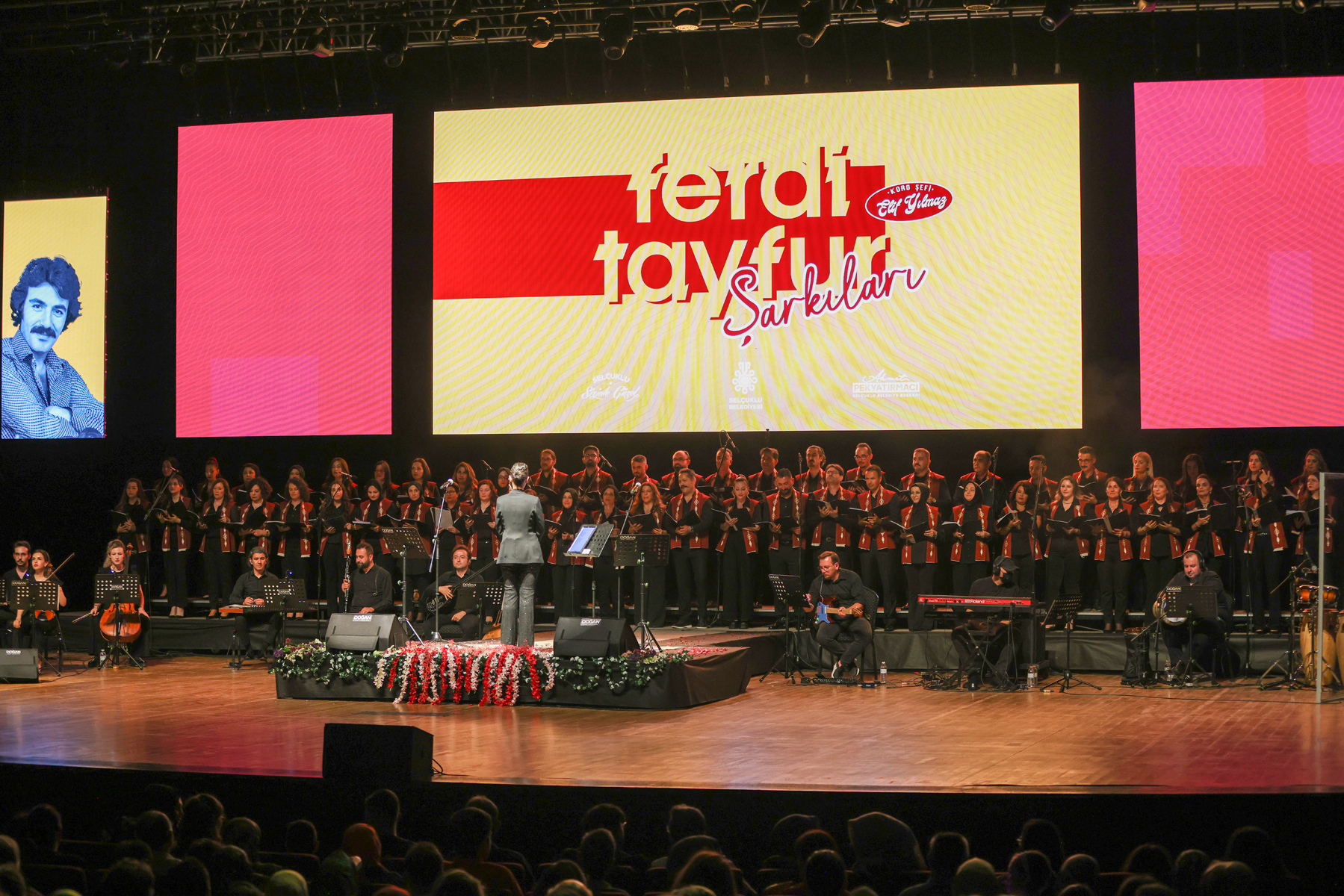 ferdi-tayfur-konseri-11.jpg