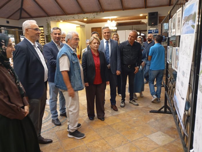 mimarlik-sergisi-acildi-3.jpg