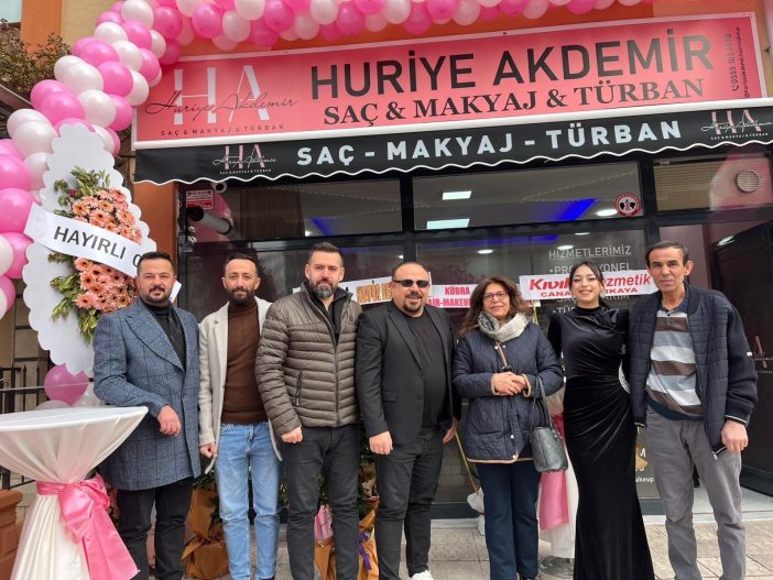 huriye-akdemir-sac-tasarim-salonu-acildi.jpg