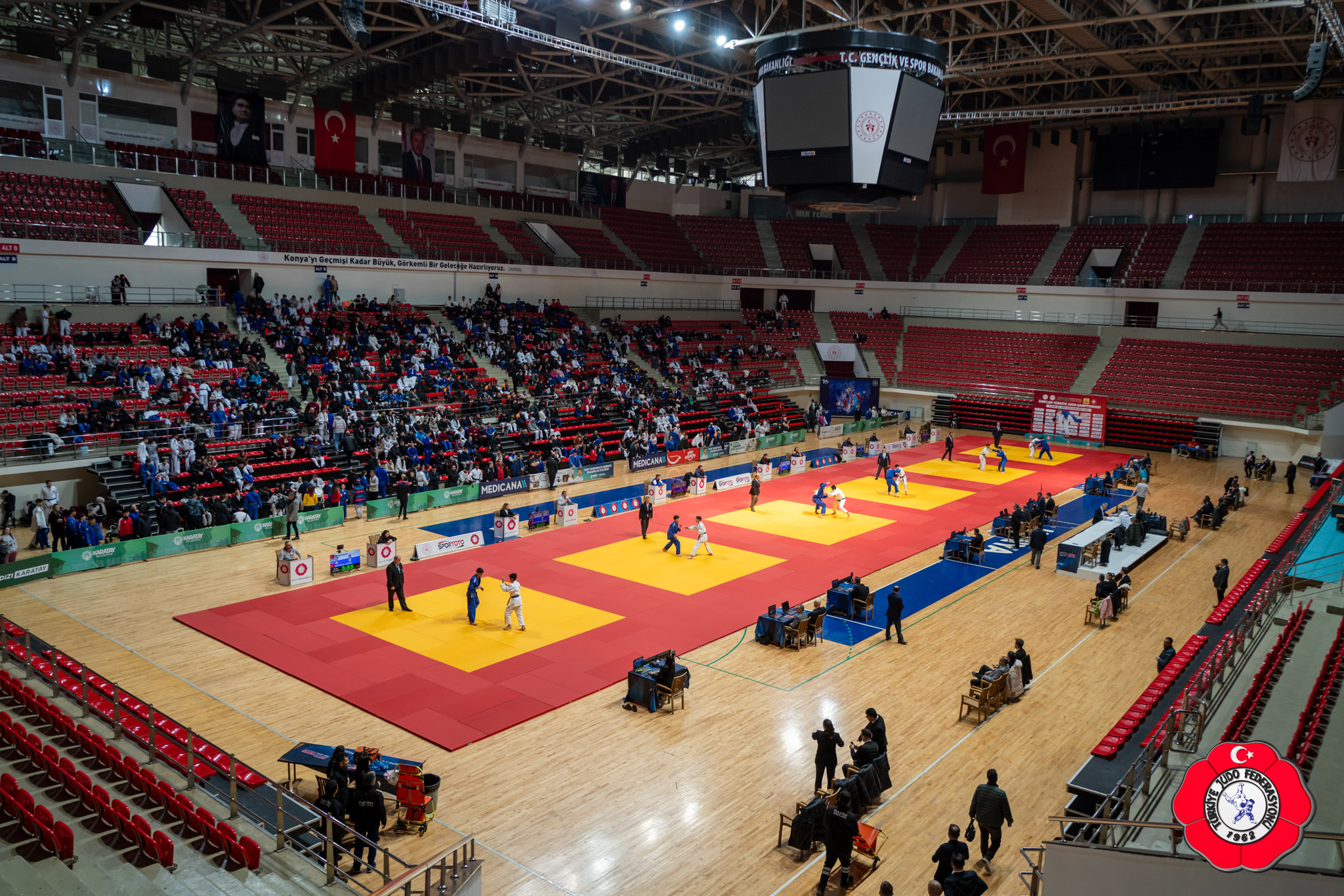 konya-buyuksehir-umitler-judo-takimi-turkiye-ikincisi-oldu-3.jpg