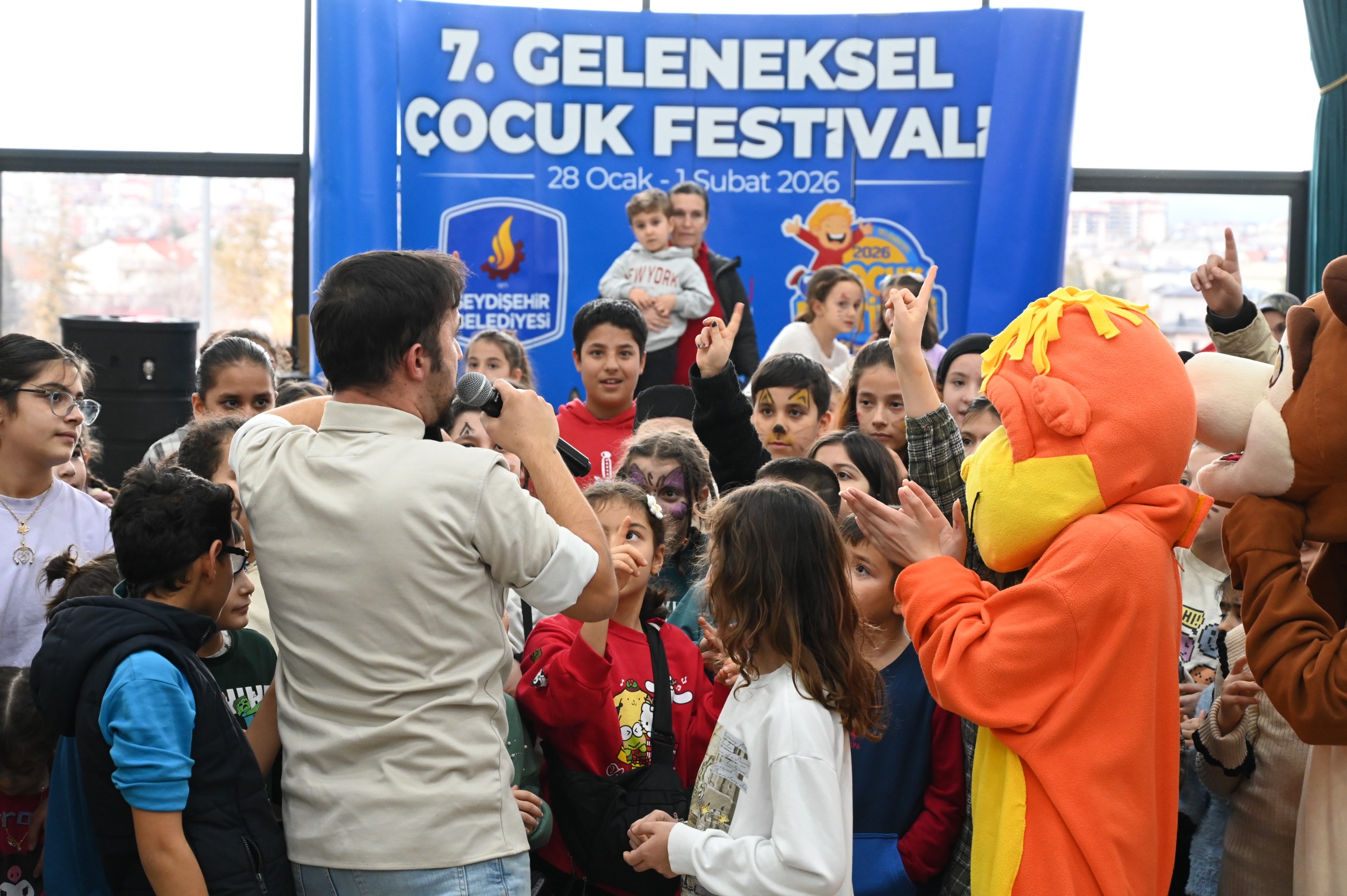 seydisehir-belediyesi-7-geleneksel-somestr-cocuk-festivali-basladi-2.jpg