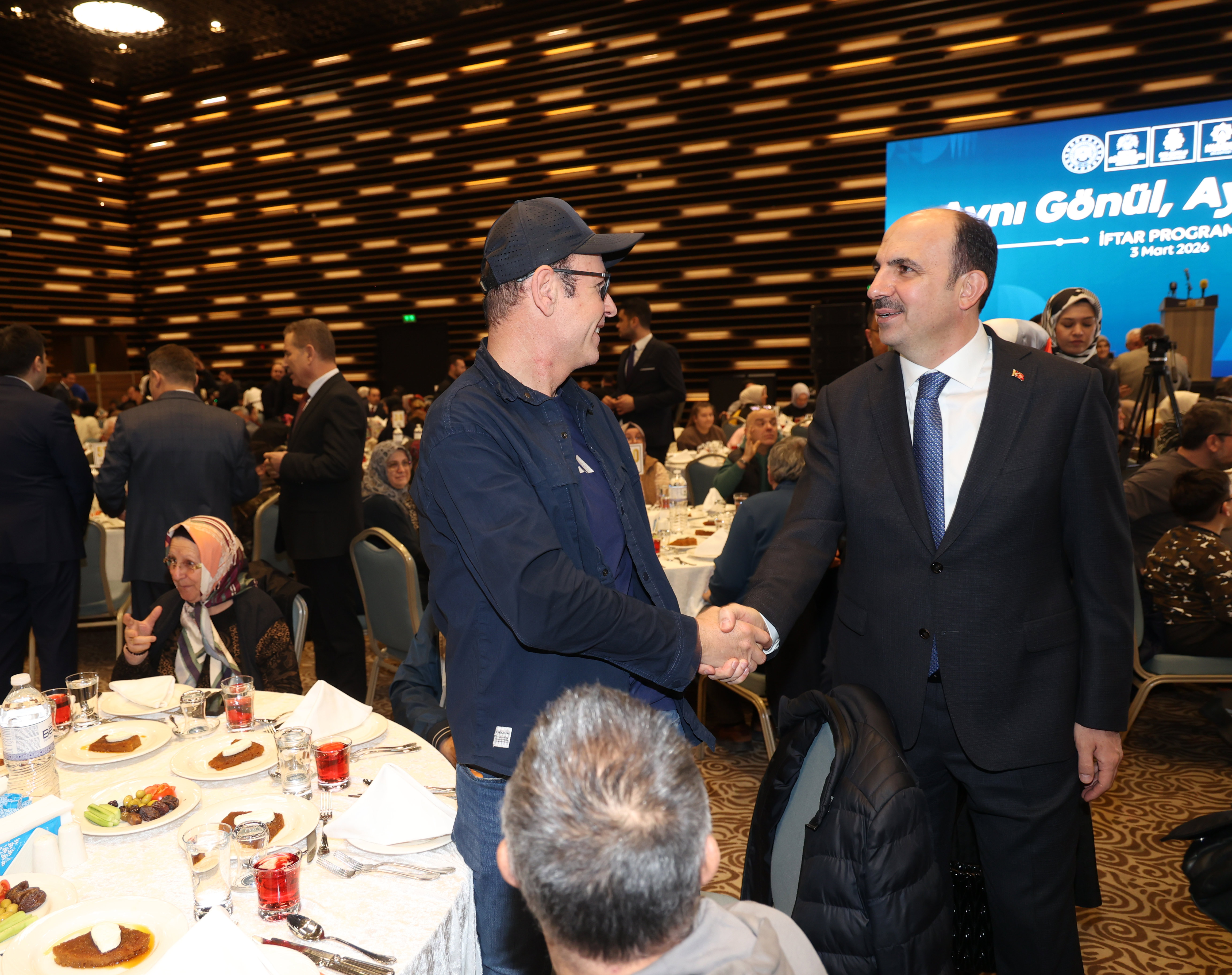 konyadaki-ozel-gereksinimli-bireyler-ve-aileleri-iftar-programinda-bir-araya-geldi-6.jpg