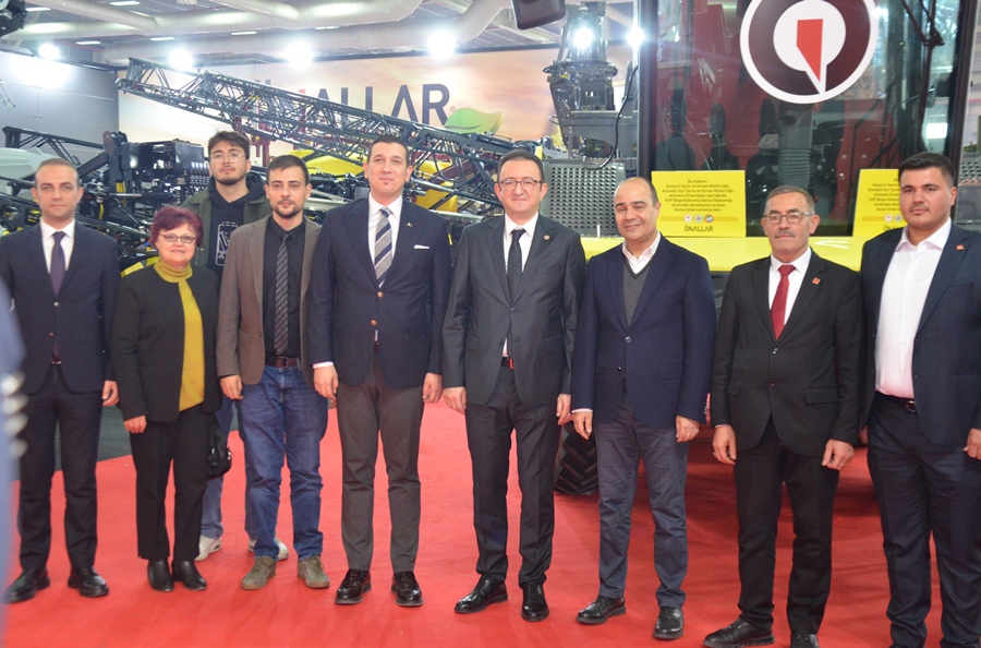 chp-konya-milletvekili-bektas-fuar-ziyareti-haber-fotolari-4.jpg
