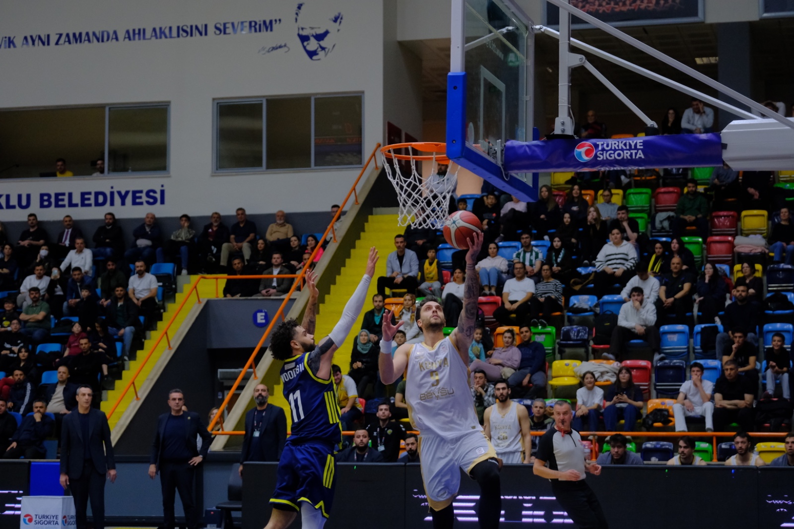 buyuksehir-adini-yari-finale-yazdirdi-5.jpg