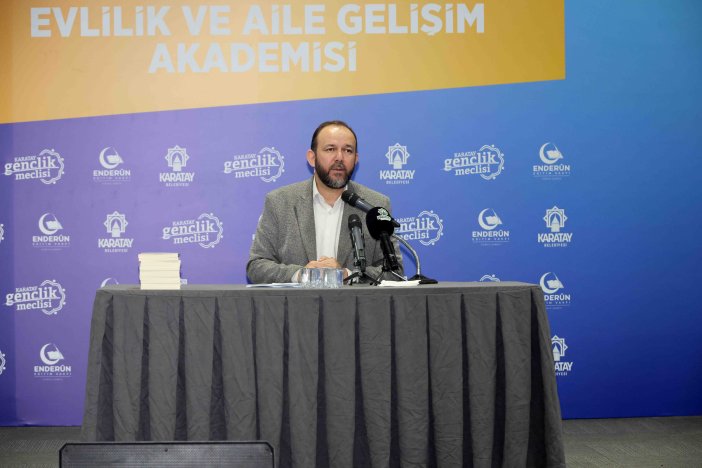 evlilik-ve-aile-gelisim-akademisi-yogun-katilimla-devam-ediyor-3.jpg