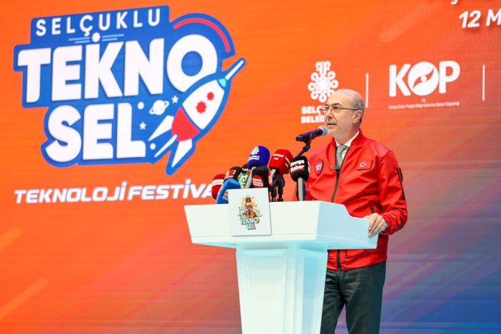 gelecek-selcukluda-kodlaniyor-teknosel-2026-teknoloji-festivali-basladi-22.jpg