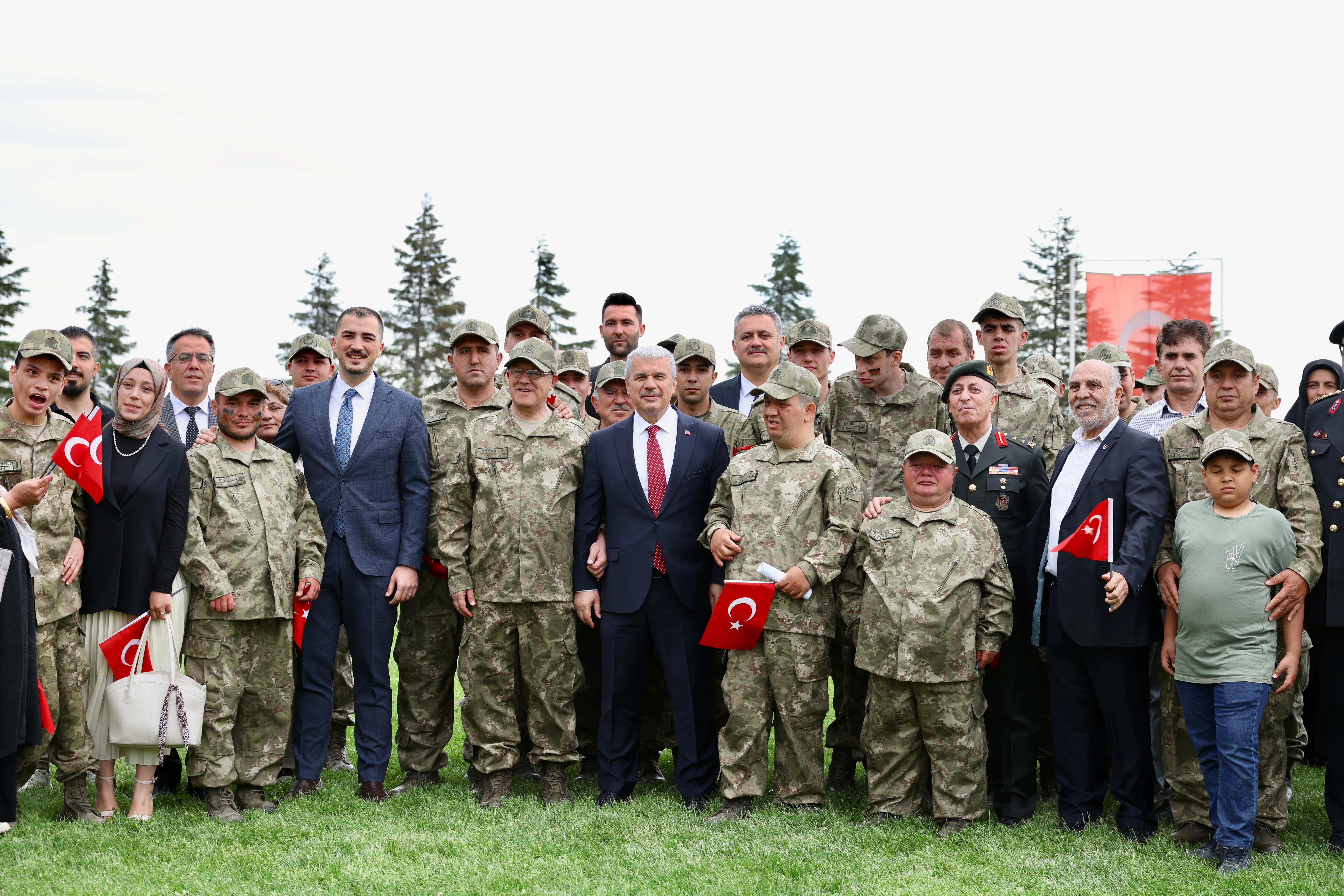 konyada-gorme-engelli-bireylere-temsili-askerlik-programi-yapildi-1.jpg