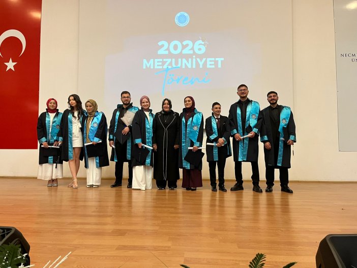 neude-mezuniyet-sevinci-10.jpeg