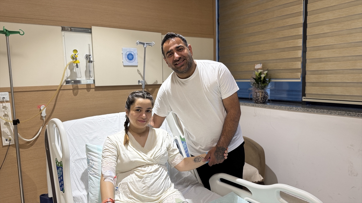 aa-20260622-41747264-41747261-ikiz-annenin-ikiz-bebeklerini-de-ayni-doktor-dunyaya-getirdi.jpg