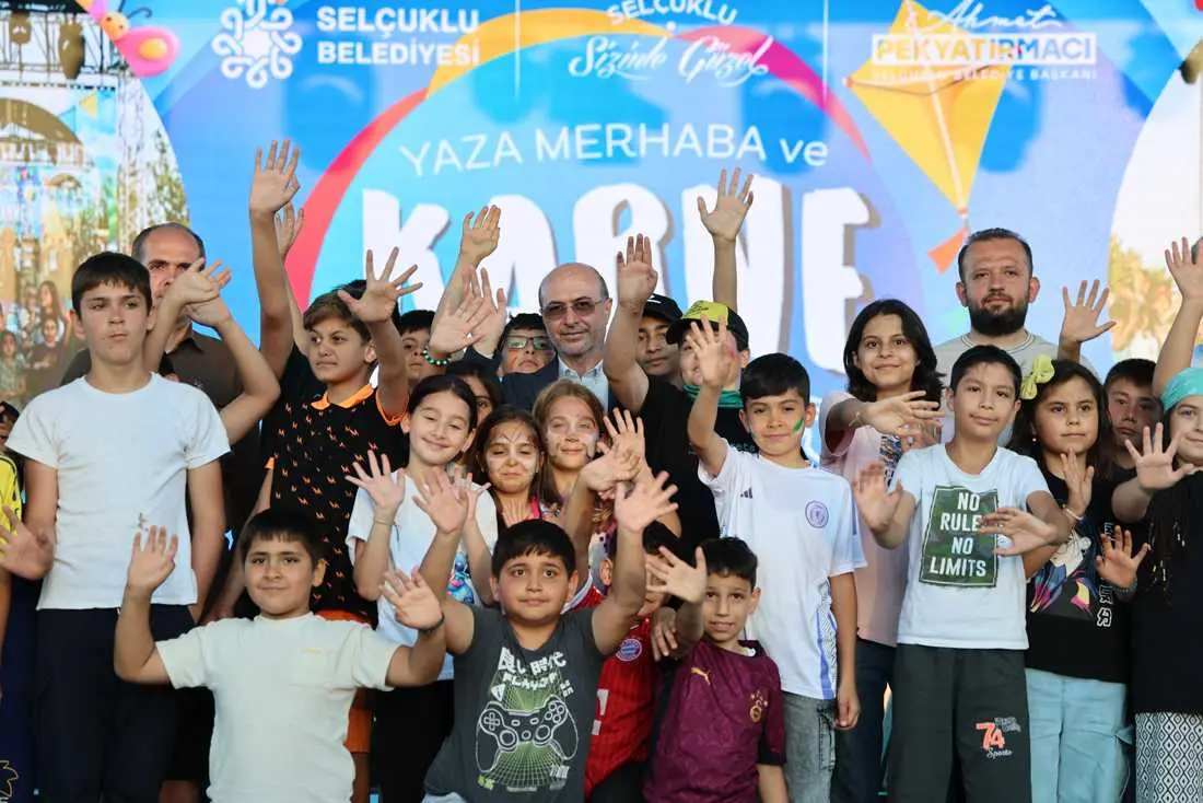 161-8606-cocuklar-yaza-merhaba-ve-karne-senliginde-doyasiya-eglendi.webp