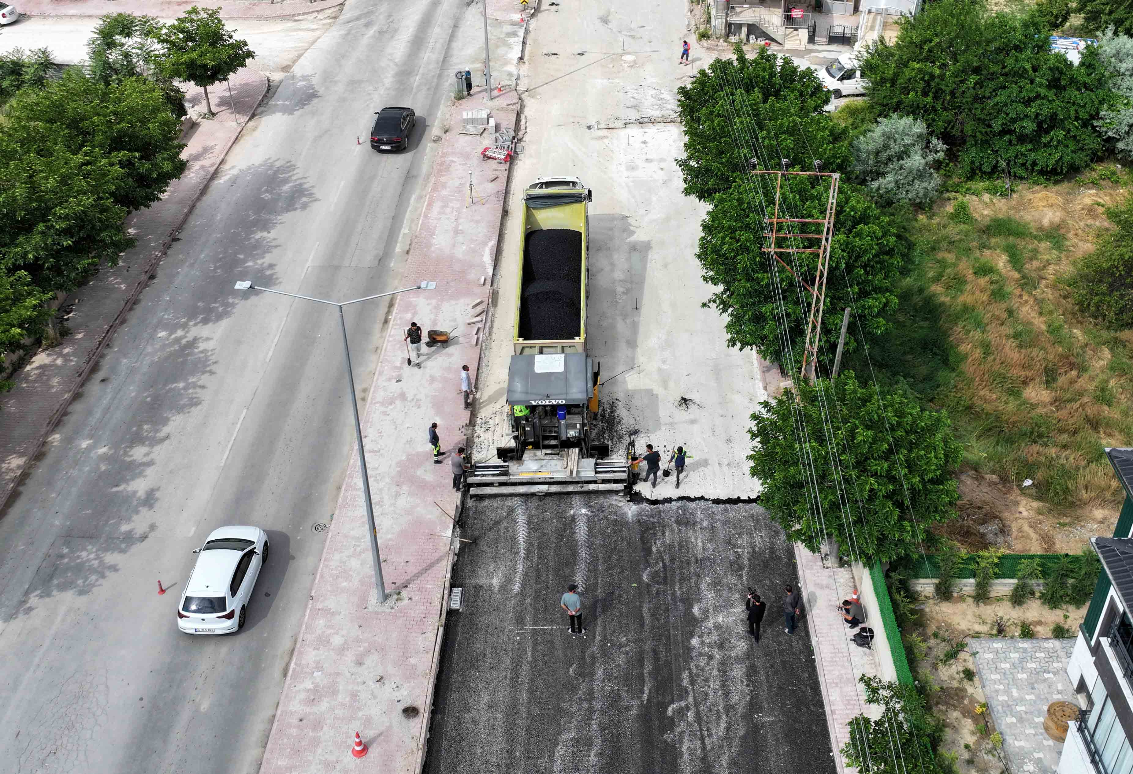 kanal-caddesi-yeni-sezona-guclu-ulasim-altyapisiyla-hazirlaniyor-1.jpg