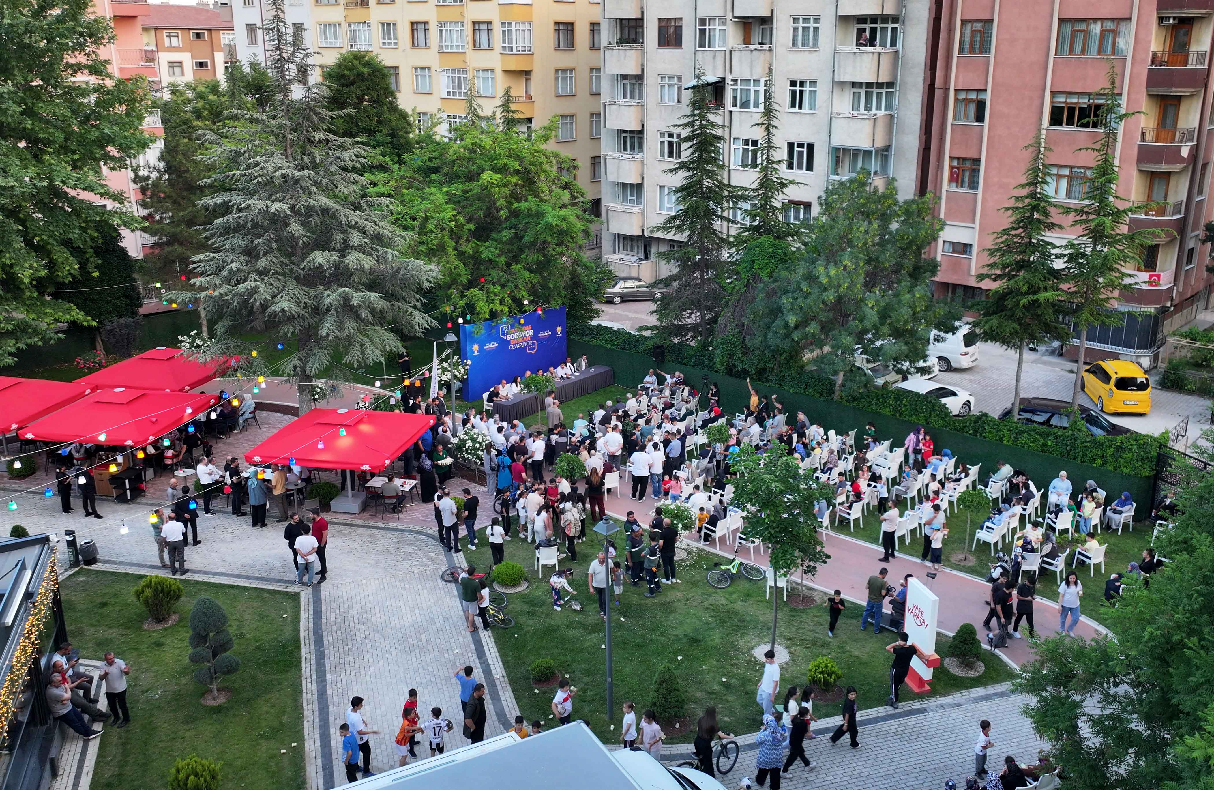 baskan-kilca-vatandas-soruyor-baskan-cevapliyor-programinda-vatandaslarla-bir-araya-geldi-1.jpg