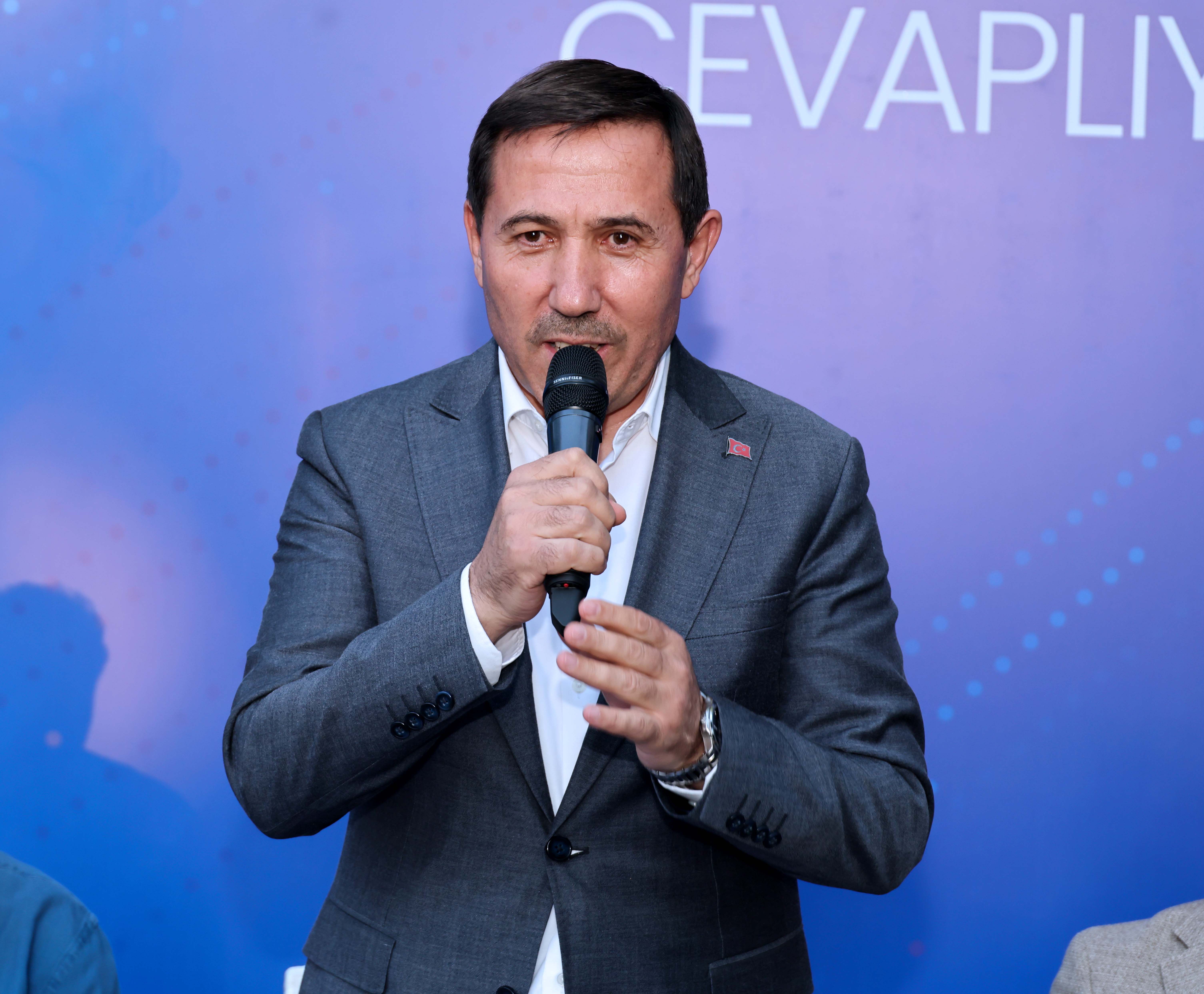 baskan-kilca-vatandas-soruyor-baskan-cevapliyor-programinda-vatandaslarla-bir-araya-geldi-4.jpg