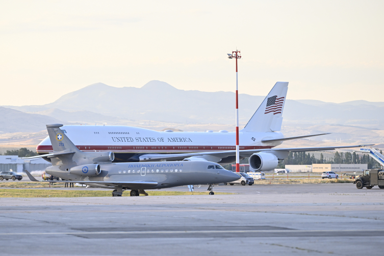 aa-41911108.jpg