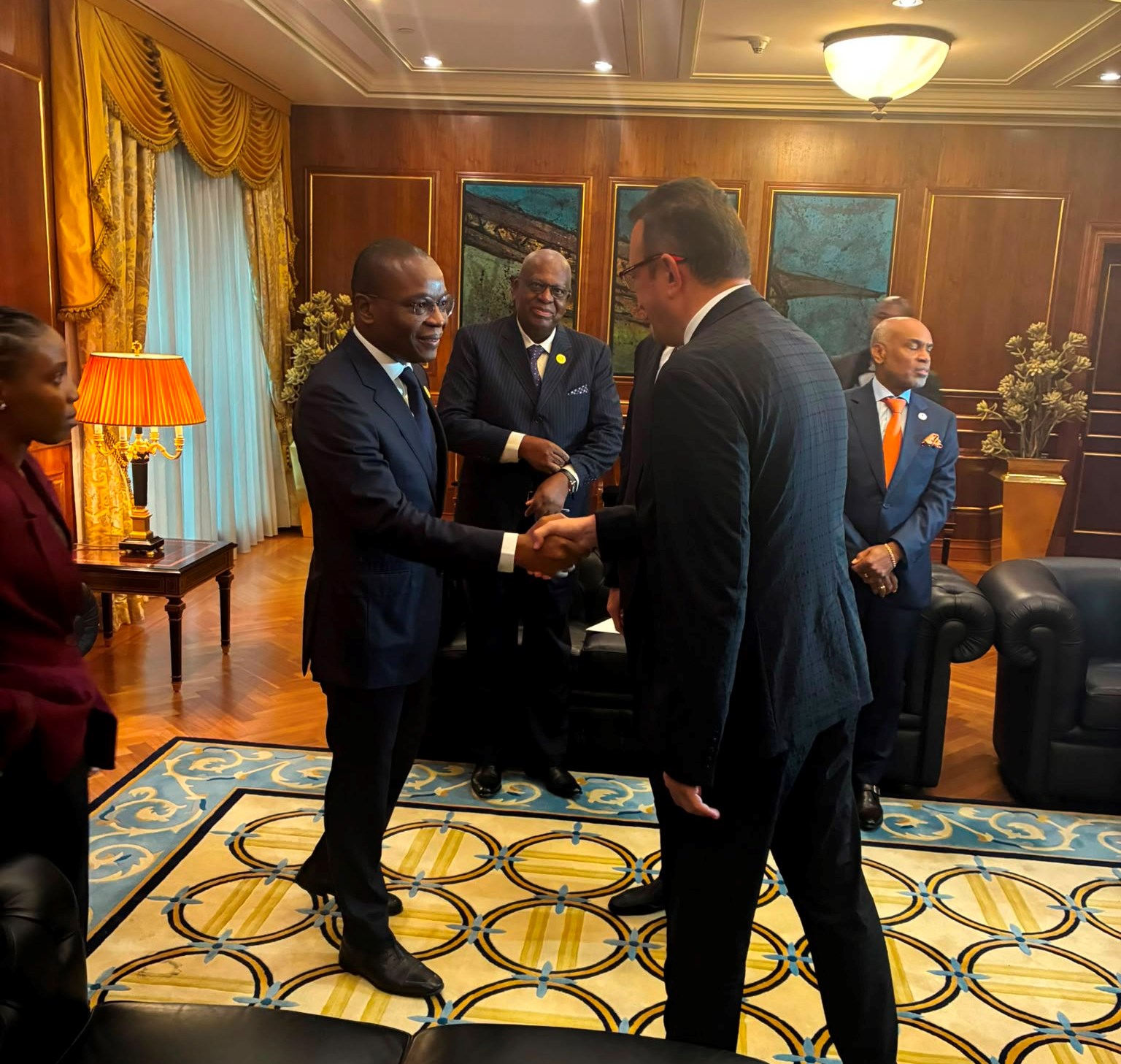 chp-konya-milletvekili-baris-bektastan-angola-parlamentosunda-resmi-ziyaret-4.jpg