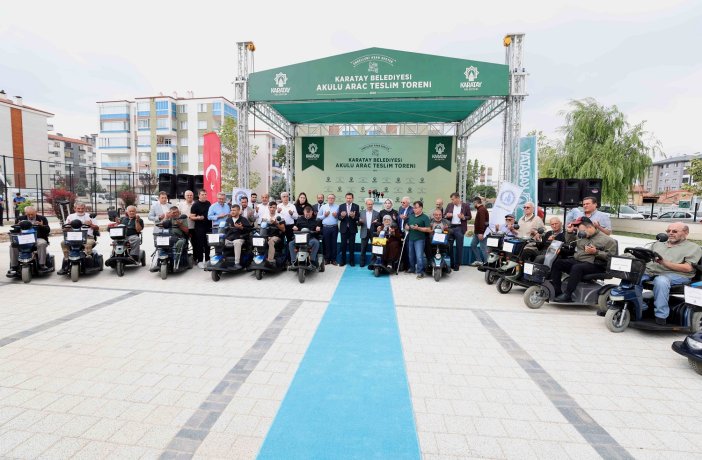 karatayda-80-akulu-arac-ihtiyac-sahiplerine-teslim-edildi-11.jpg
