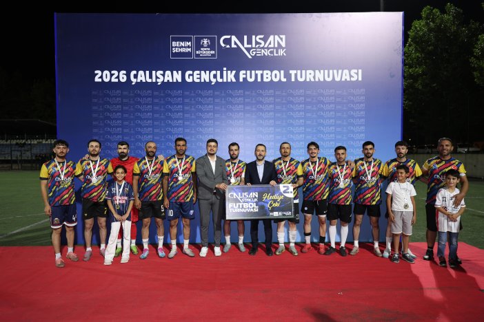 6-calisan-genclik-futbol-turnuvasi-buyuk-heyecana-sahne-oldu-9.jpg