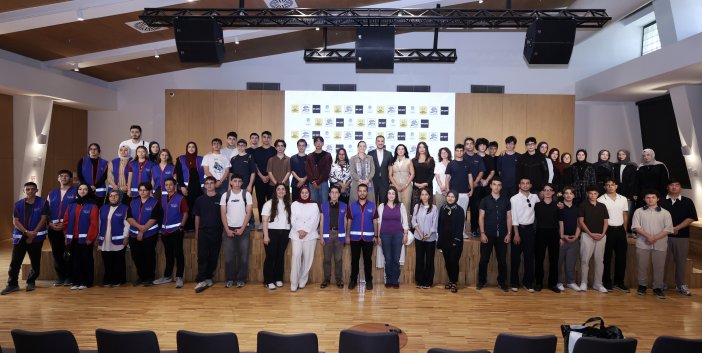 qbcnacn1kppojoxchbjtyc63udf2xdwe6vskmzxi.jpg