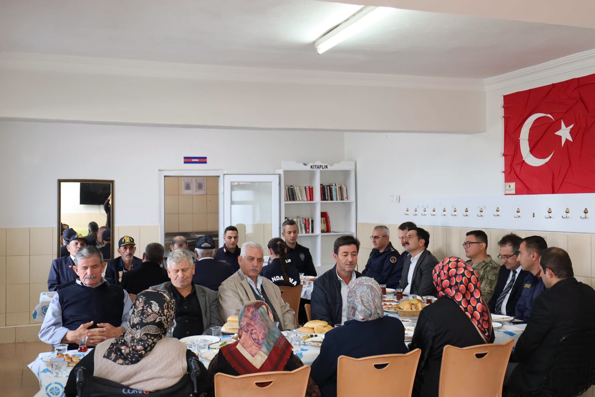 karapinarda-anlamli-bulusma-8.jpg
