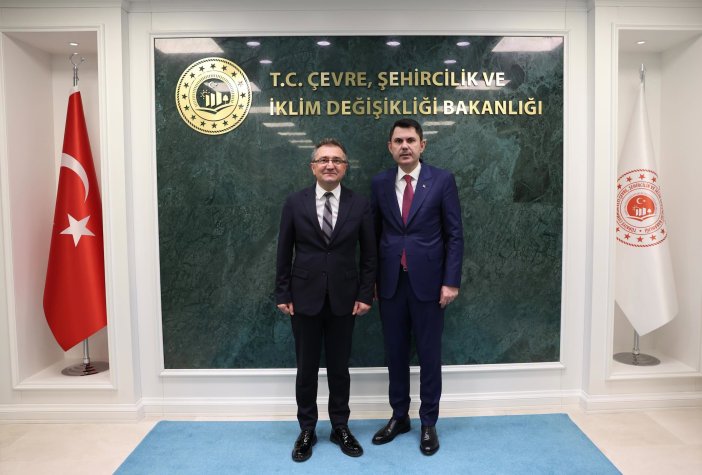 karapinar-heyetinden-bakan-murat-kuruma-ziyaret-3.jpg
