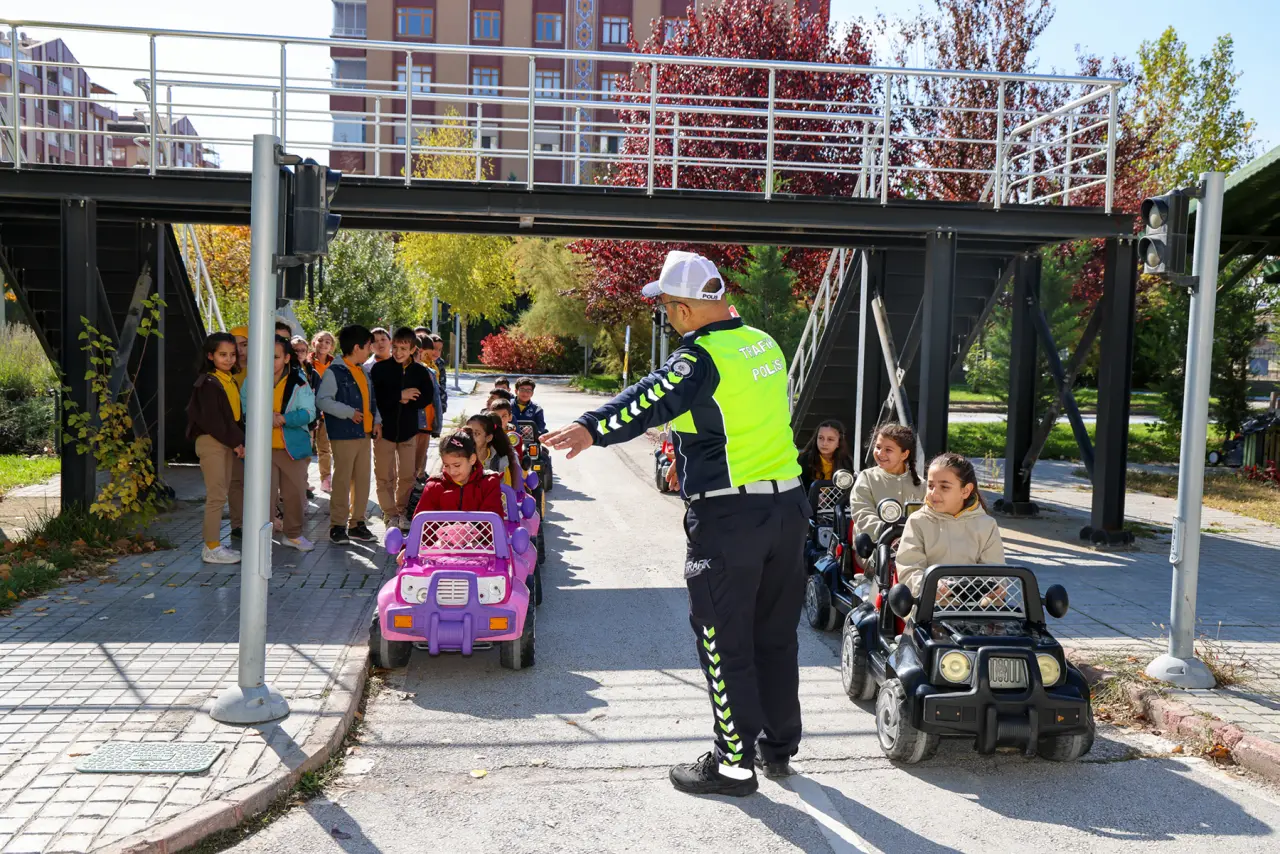 1792497049740-image.webp
