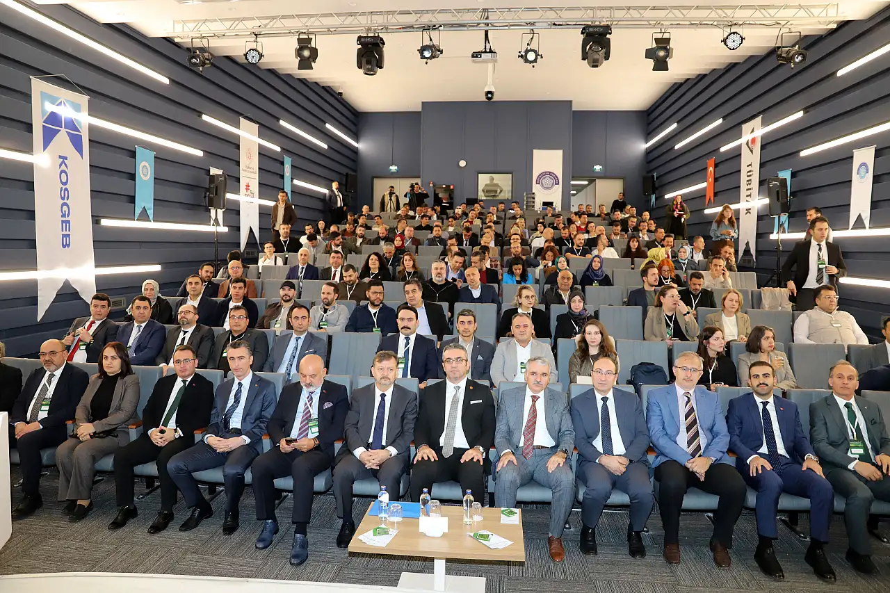 sanayinin-yesil-gelecegi-neu-de-konusuldu-1-1792507713-fkr5x9-001.webp