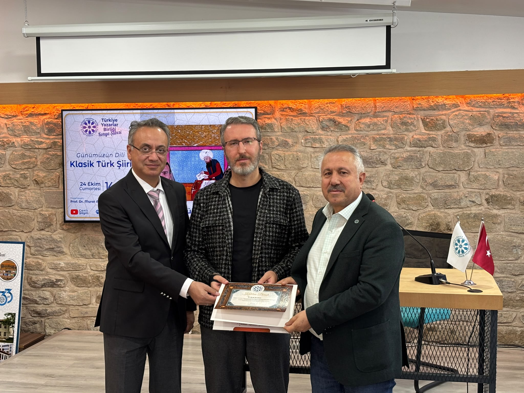 gunumuzun-dili-klasik-turk-siiri-tyb-konya-subesinde-konusuldu-1.jpeg