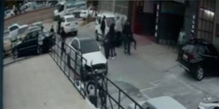 Konya'da 12 kişinin yaralandığı oto boyama atölyesine silahla saldırının görüntüleri ortaya çıktı