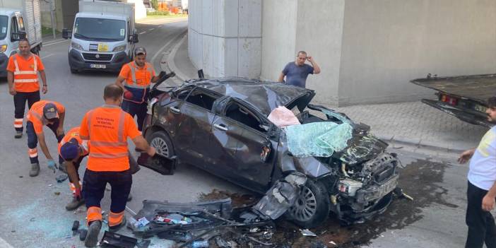 Konya'da otomobiliyle köprüden düşerek hayatını kaybeden sürücünün kazası güvenlik kamerasına yansıdı