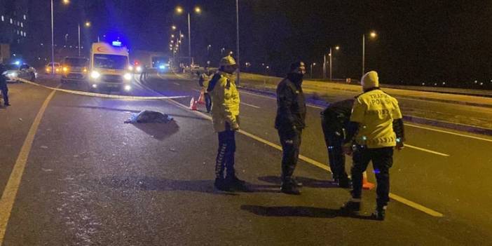 Yolun karşısına geçmeye çalışan yaya otomobilin çarpmasıyla hayatını kaybetti